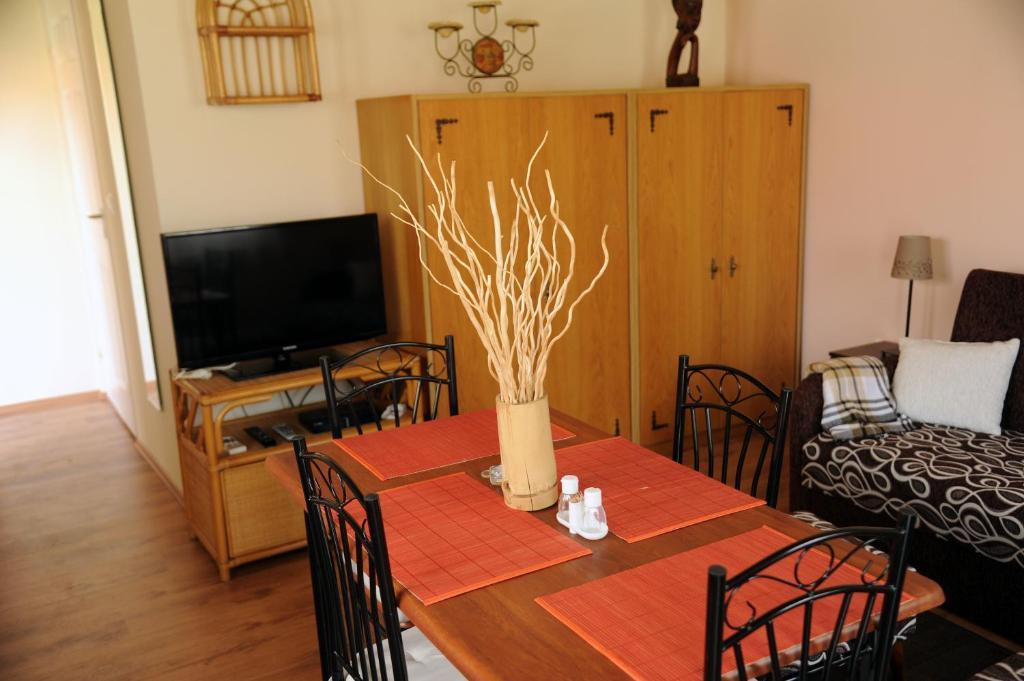 Arany Szolo Wellness Apartmanhaz Heviz Room photo
