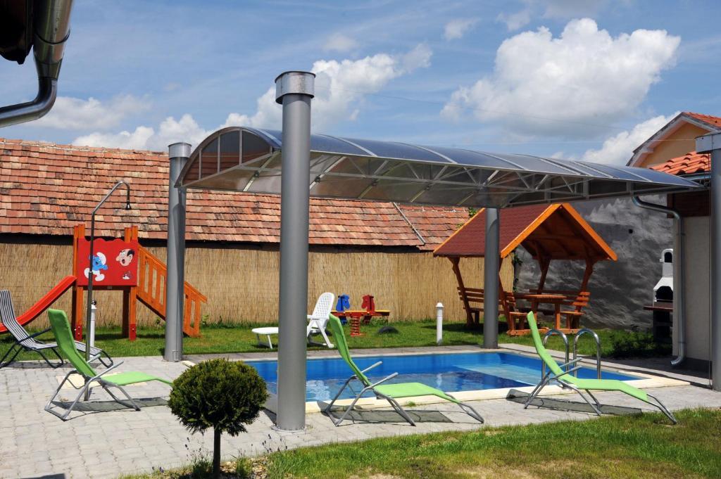 Arany Szolo Wellness Apartmanhaz Heviz Exterior photo