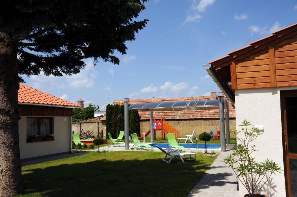 Arany Szolo Wellness Apartmanhaz Heviz Exterior photo